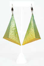 Load image into Gallery viewer, Diana's Wonder Earrings