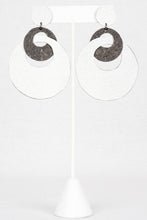 Load image into Gallery viewer, Emily's Embellishment Earrings