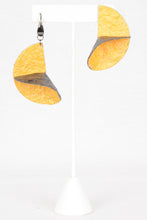 Load image into Gallery viewer, Rhonda's Rhythm Earrings