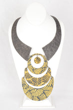 Load image into Gallery viewer, Patricia's Pattern Necklace