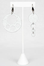 Load image into Gallery viewer, Linda's Lumins Earrings