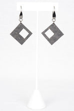 Load image into Gallery viewer, Sophie&#39;s Square Earrings