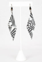Load image into Gallery viewer, Tiffany's Triangles Earrings