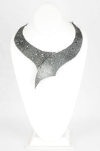 Load image into Gallery viewer, Wendy's Point Necklace