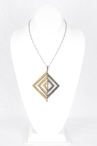 Bella's Stella Necklace