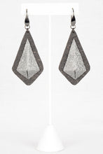 Load image into Gallery viewer, Madonna&#39;s Diamonds Earrings