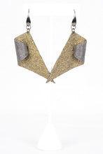 Load image into Gallery viewer, Fiona&#39;s Fold Earrings